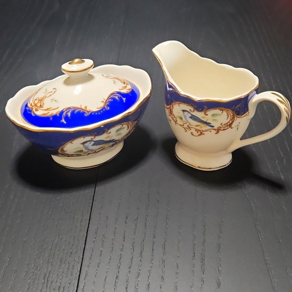 Graces Teaware, creamer & lidded sugar bowl